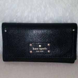 Kate Spade New York black leather tri-fold wallet